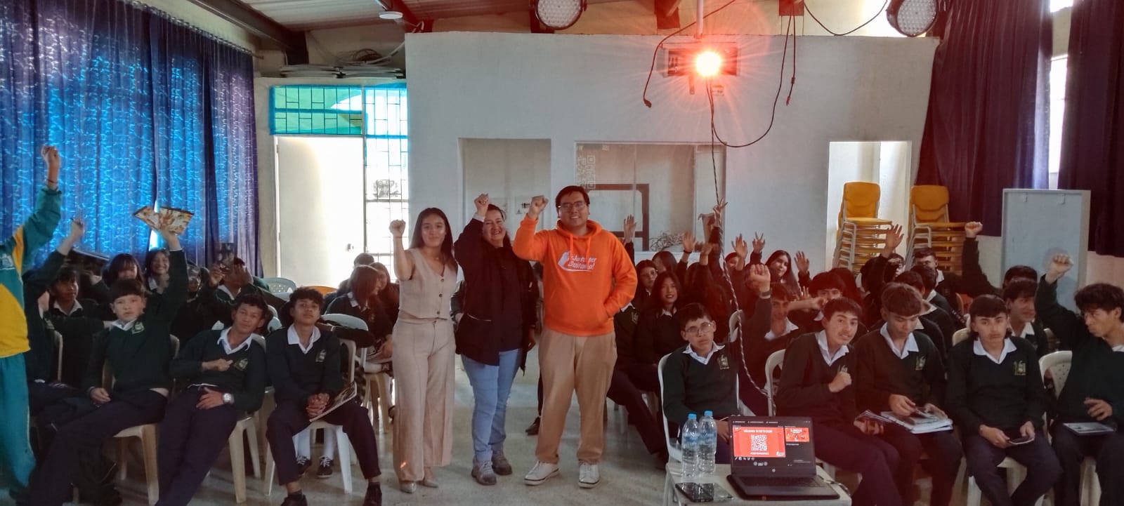Equipo Juntos por Boyacá en territorio 2